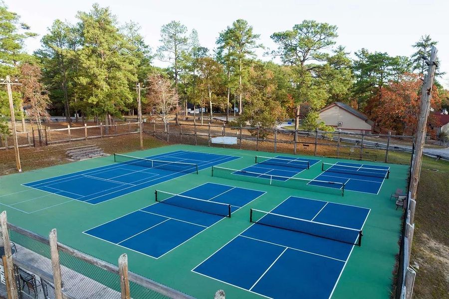 Rayburn Country Courts- Community Amenity