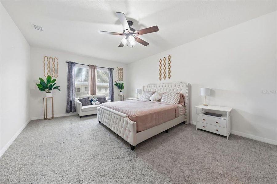 Furnished interior view inside a new home in Lake Diamond, Ocala (Image 11).