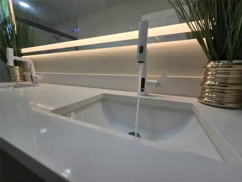Close-up of interior finishes inside a home in , Cape Coral (Image 21). Close-up of interior finishes inside a home in , Cape Coral (Image 21).