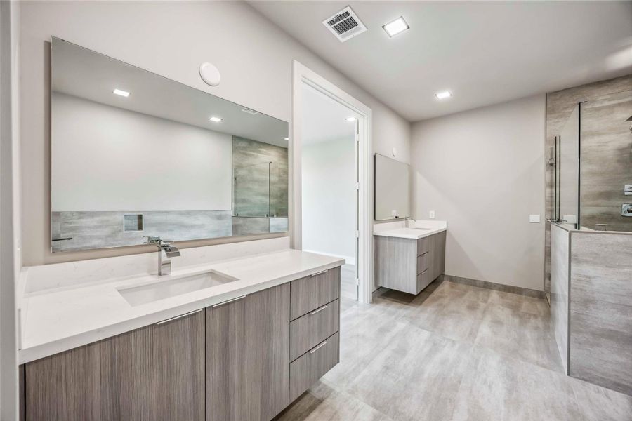 Furnished interior view inside a new home in , Houston (Image 27). Furnished interior view inside a new home in , Houston (Image 27).