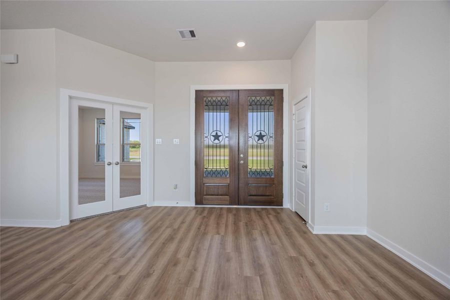 Spacious, unfurnished interior of a new home in Blue Heron Estates, Beasley (Image 15). Spacious, unfurnished interior of a new home in Blue Heron Estates, Beasley (Image 15).