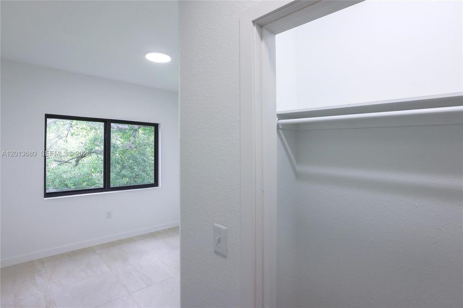 Spacious, unfurnished interior of a new home in , Miami (Image 13).