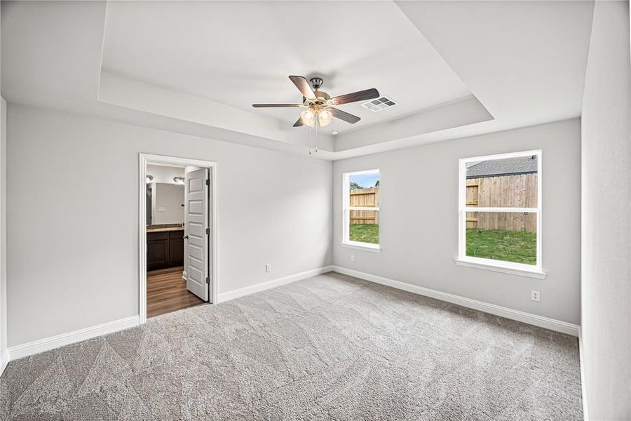 Spacious, unfurnished interior of a new home in Stonebrooke, Conroe (Image 10).