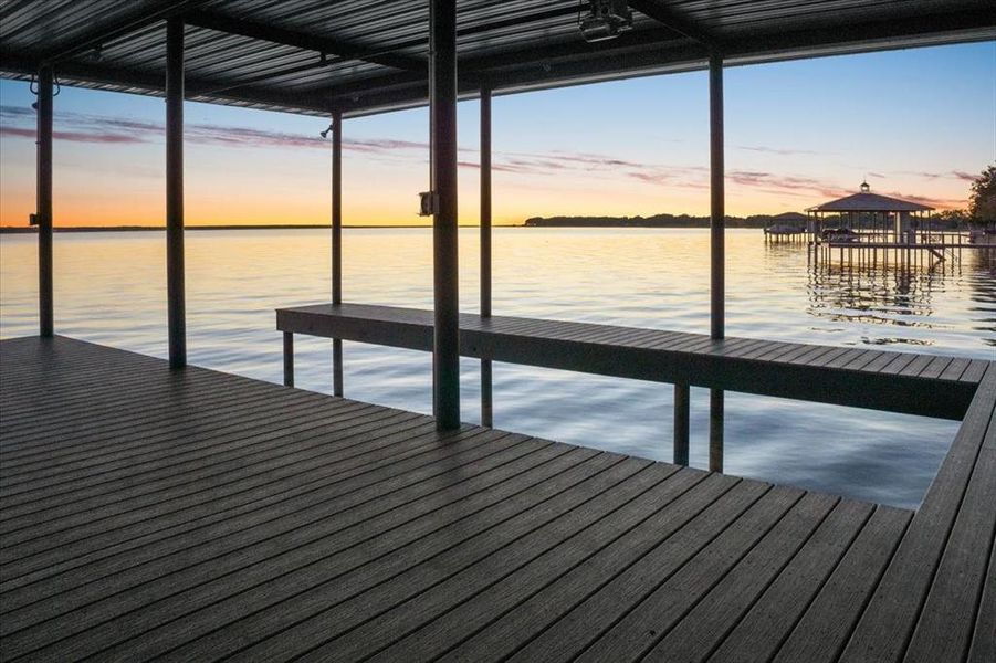 Community amenities in , Corsicana (Image 30).