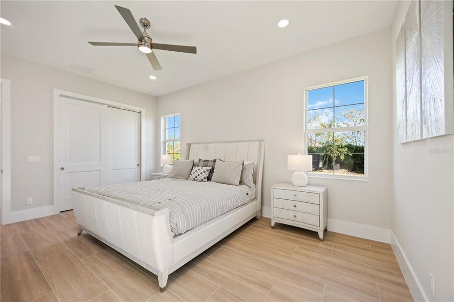 Furnished interior view inside a new home in , Sarasota (Image 6).