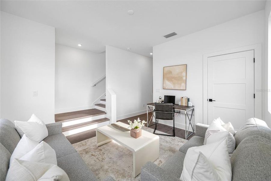 Furnished interior view inside a new home in Alante, St. Petersburg (Image 43). Furnished interior view inside a new home in Alante, St. Petersburg (Image 43).