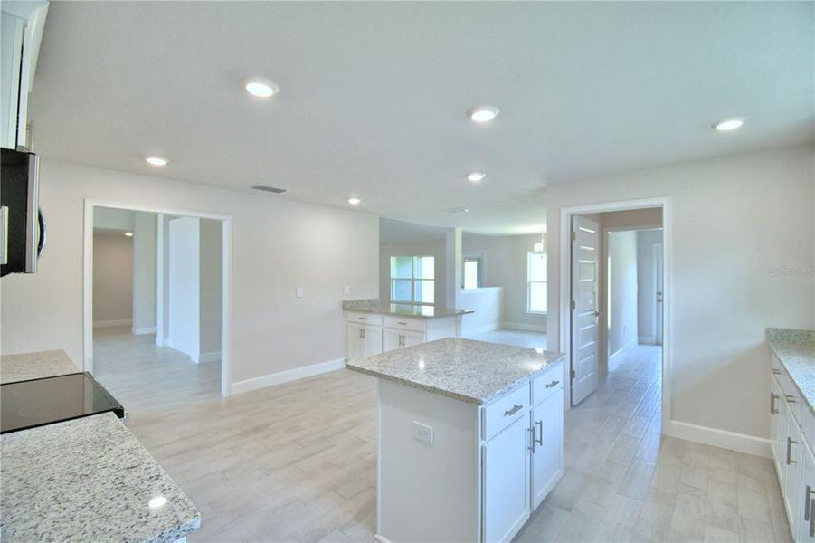 Furnished interior view inside a new home in Lake Juliana Estates, Auburndale (Image 10). Furnished interior view inside a new home in Lake Juliana Estates, Auburndale (Image 10).