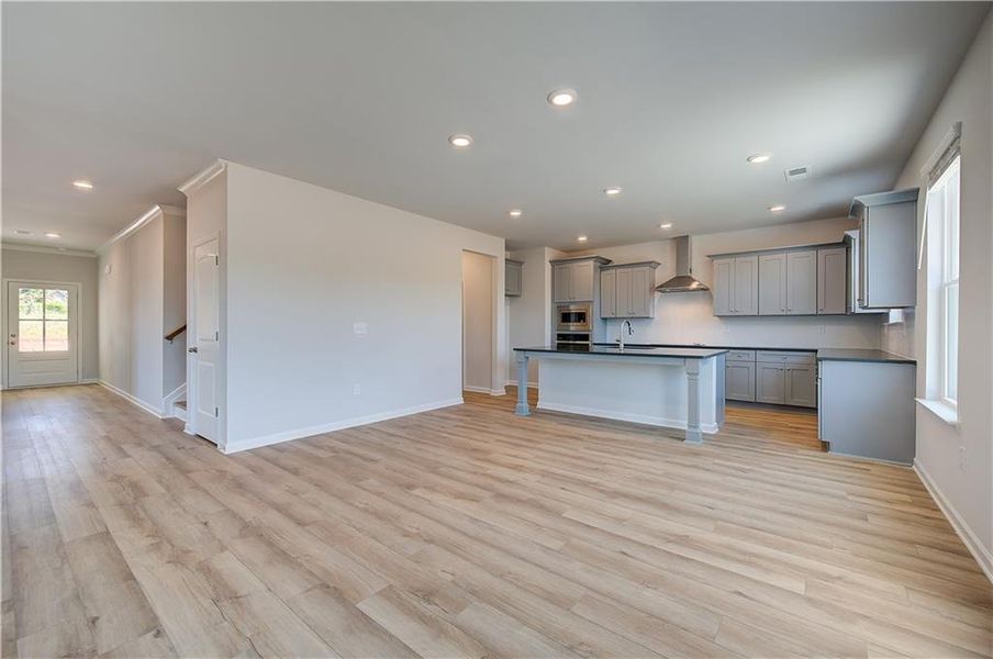 Spacious, unfurnished interior of a new home in Bowers Farm, McDonough (Image 29).