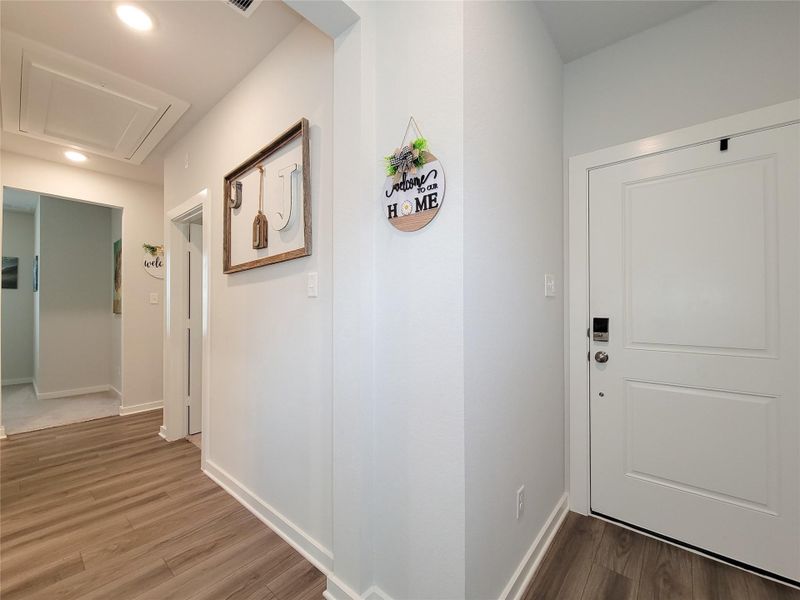 Spacious, unfurnished interior of a new home in Westridge Cove 40′, Conroe (Image 23).