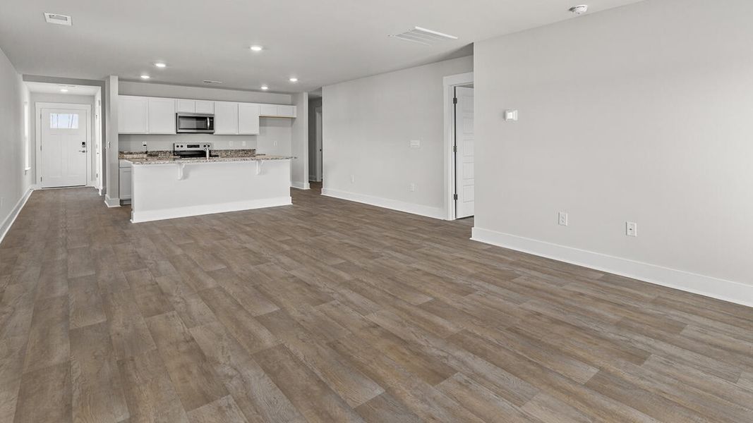 Spacious, unfurnished interior of a new home in Halls Landing, Bolivia (Image 20).