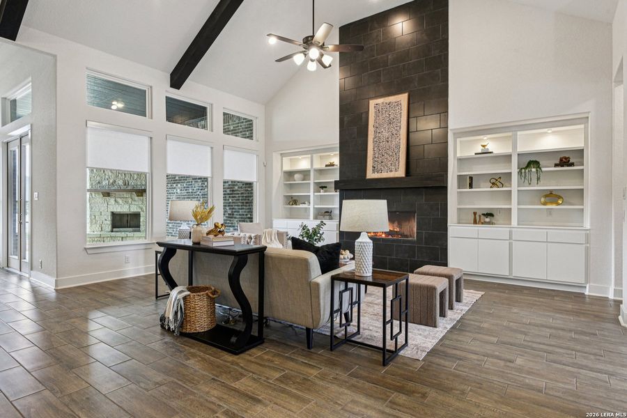 Furnished interior view inside a new home in Waldsanger, New Braunfels (Image 8).