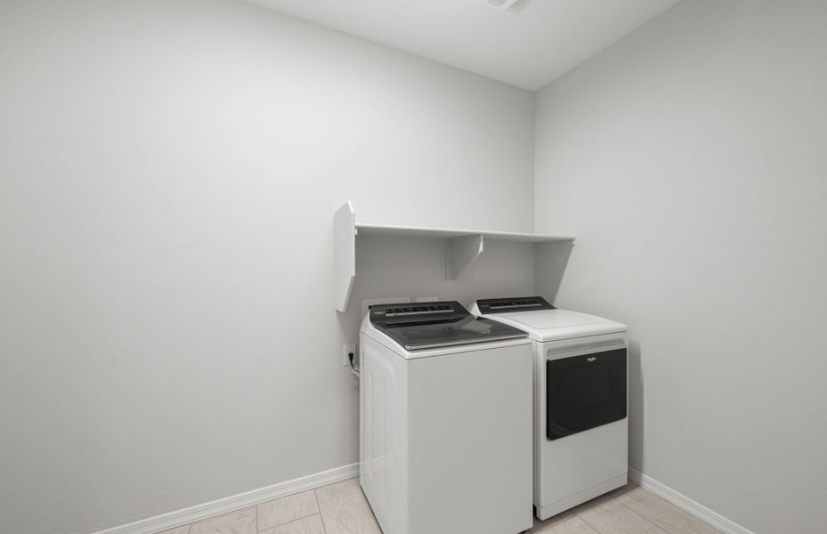Close-up of interior finishes inside a home in Allen Ranches, Litchfield Park (Image 13).