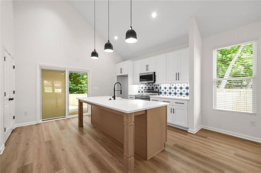 Furnished interior view inside a new home in , Atlanta (Image 11).
