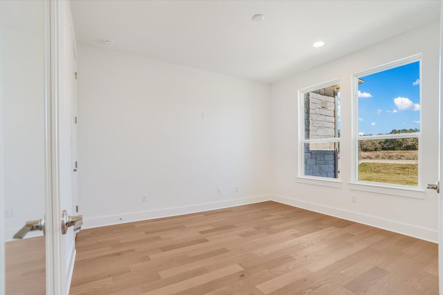 Spacious, unfurnished interior of a new home in Leander Estates, Leander (Image 24).