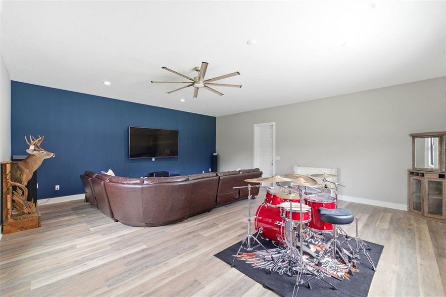 Furnished interior view inside a new home in , Dade City (Image 62). Furnished interior view inside a new home in , Dade City (Image 62).