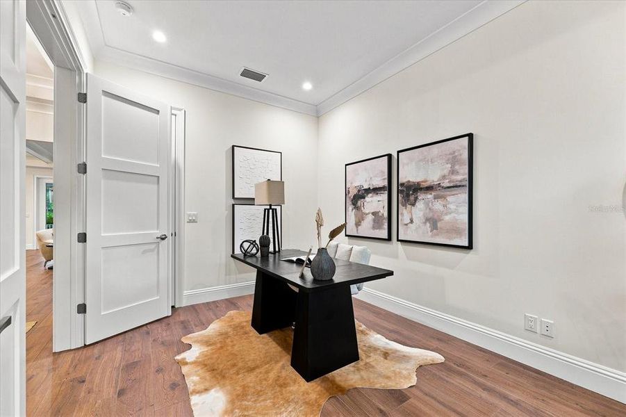 Furnished interior view inside a new home in , Tampa (Image 14).
