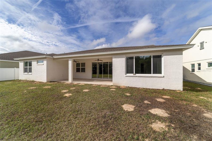 Exterior details and patio area of a home in Calesa Township, Ocala (Image 41).