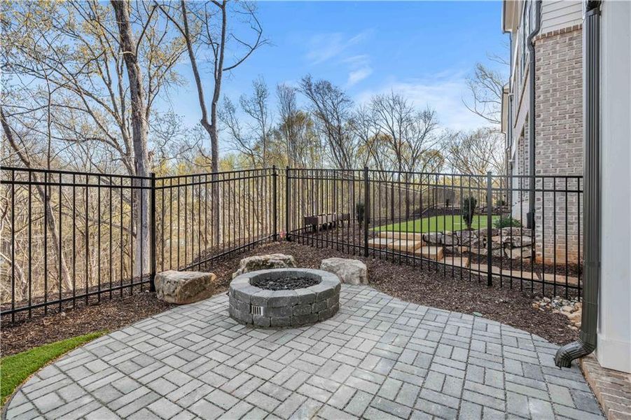 Exterior details and patio area of a home in Waterside Single Family, Peachtree Corners (Image 4).
