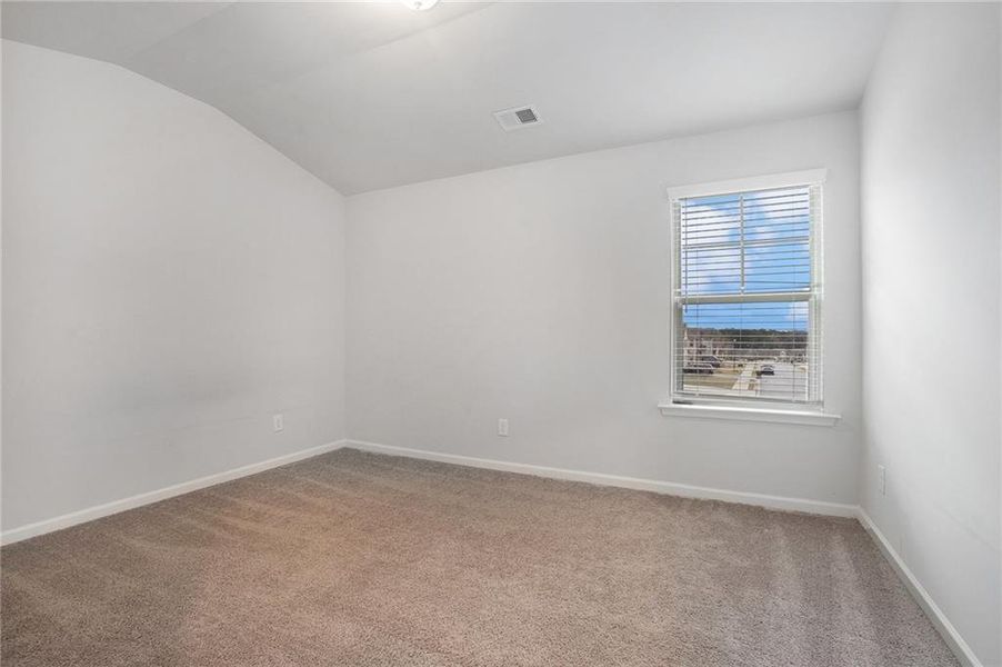 Spacious, unfurnished interior of a new home in Ridgewater, Loganville (Image 21).