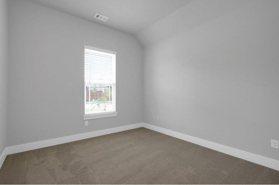 Spacious, unfurnished interior of a new home in Polo Ridge, Forney (Image 36).