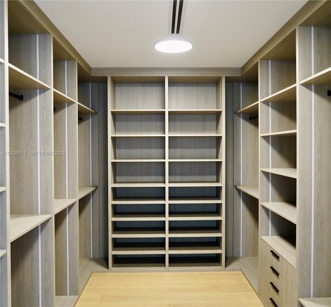 Image 48 of a home in . Image 48 of a home in .