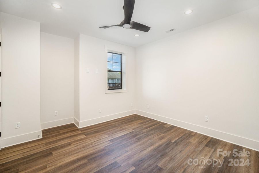 BASEMENT BEDROOM