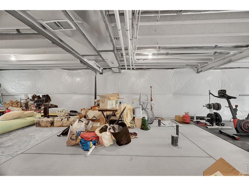 Image 34 of a home in .