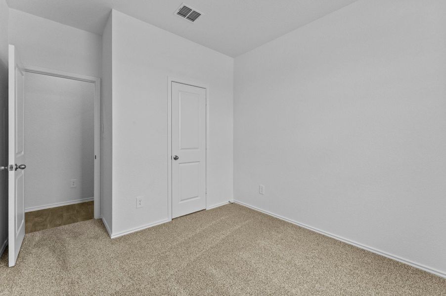 Spacious, unfurnished interior of a new home in , Kyle (Image 10).