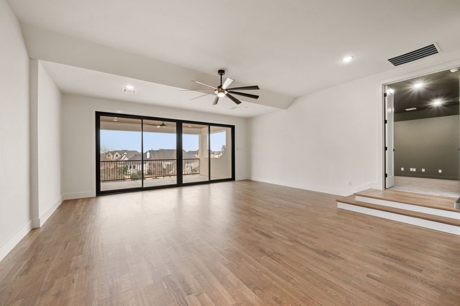 Spacious, unfurnished interior of a new home in Montclair, Prosper (Image 42).