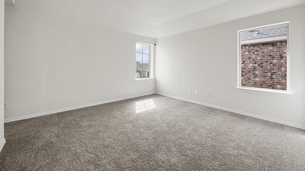 Spacious, unfurnished interior of a new home in Yarbrough Farms, Pilot Point (Image 6). Spacious, unfurnished interior of a new home in Yarbrough Farms, Pilot Point (Image 6).