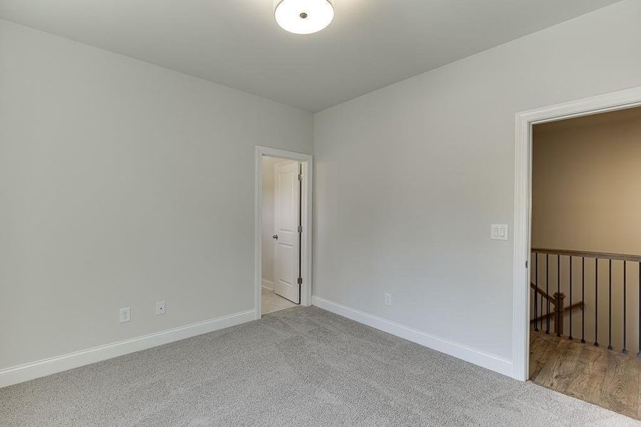 Spacious, unfurnished interior of a new home in , Bishop (Image 40).