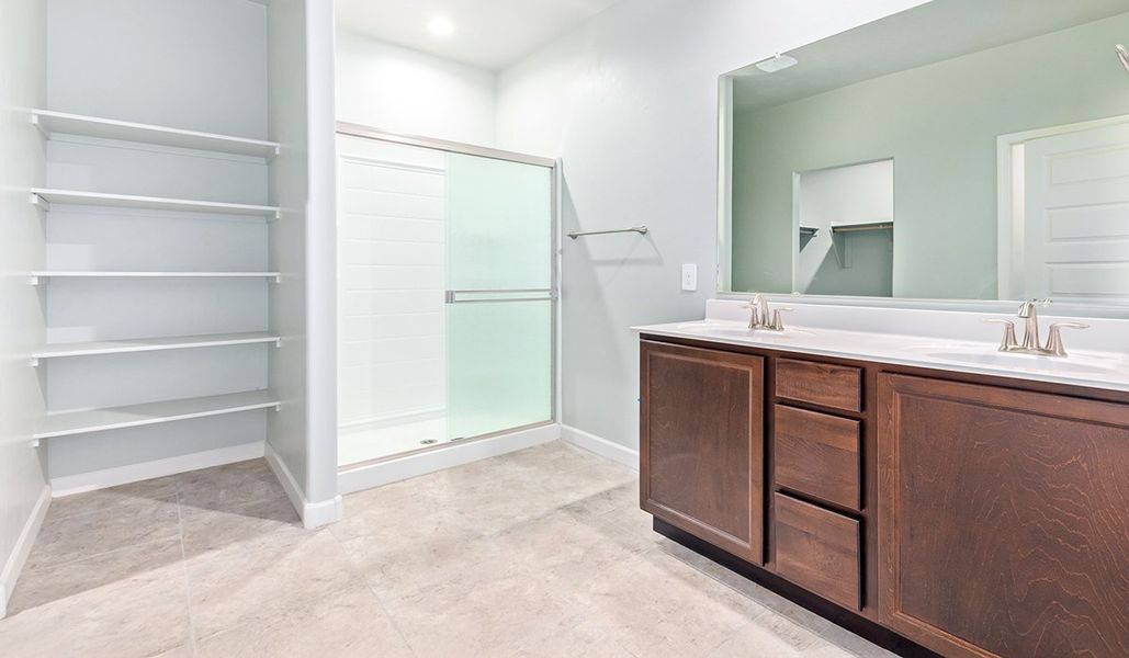 Furnished interior view inside a new home in Sycamore Vista, Vail (Image 15).