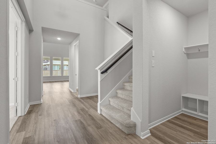 Spacious, unfurnished interior of a new home in Mayfair 50', New Braunfels (Image 19).