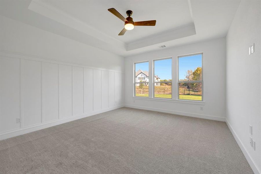 Spacious, unfurnished interior of a new home in Heath Golf & Yacht Villas, Heath (Image 20).