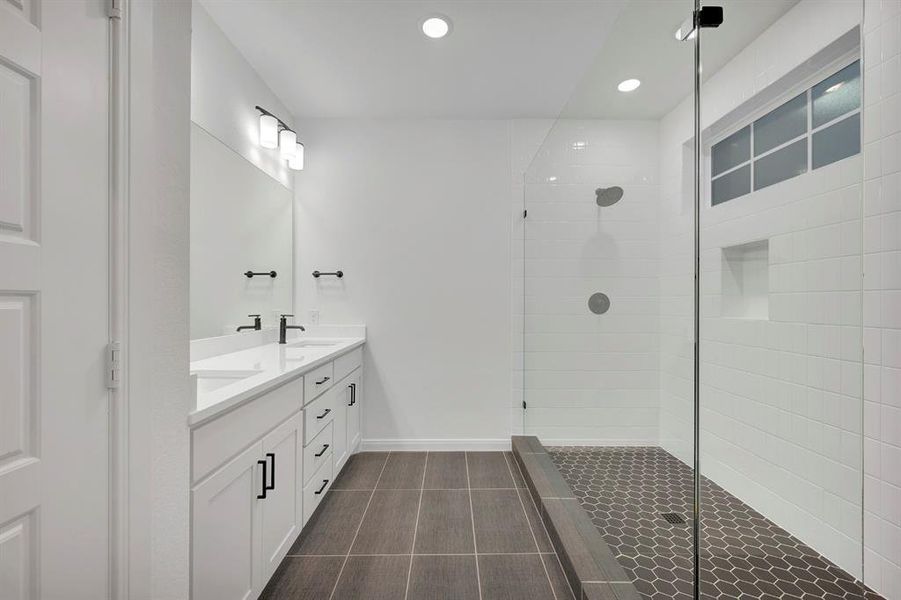 Furnished interior view inside a new home in Painted Tree Woodland West – Village, McKinney (Image 5).