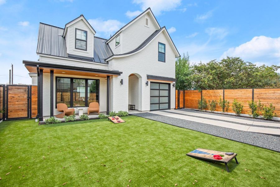 Exterior details and patio area of a home in , Austin (Image 26).