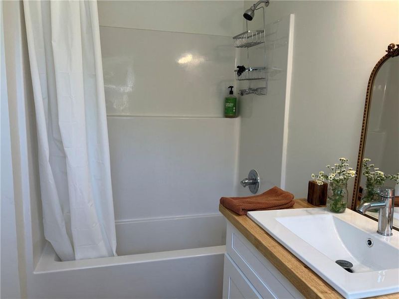 Close-up of interior finishes inside a home in , Fairmount (Image 19).