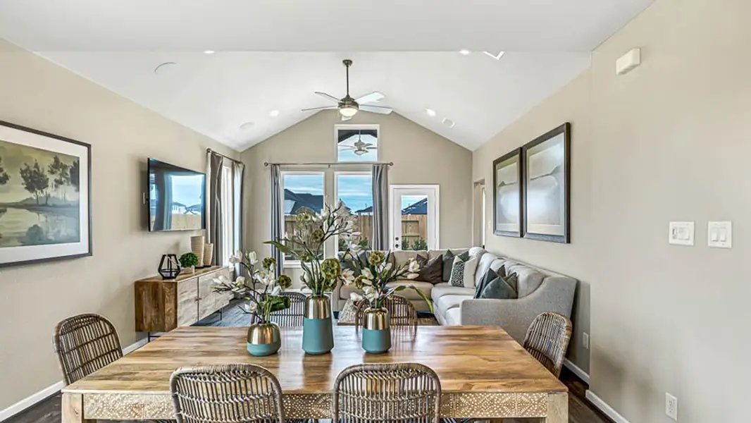 Representative furnished interior of a home built from the Portsmouth by Taylor Morrison in Trillium 40s, Richmond (Image 11).