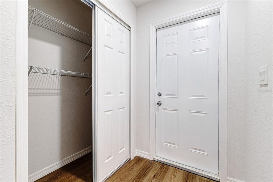 Spacious, unfurnished interior of a new home in , Lakeland (Image 10).