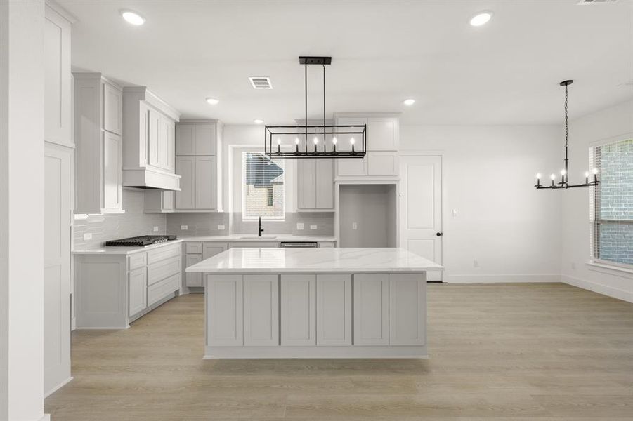 516 Burtin- Kitchen-2