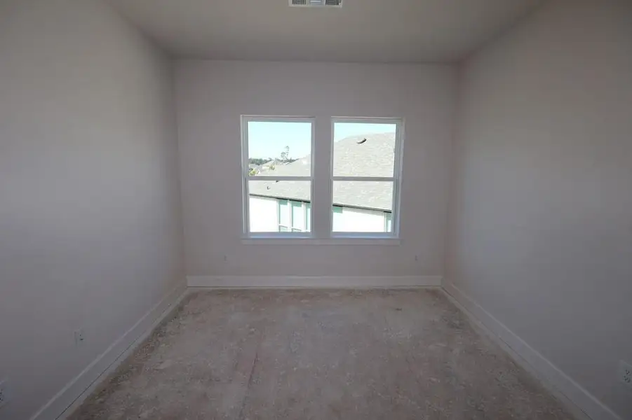 Spacious, unfurnished interior of a new home in Grand Central Park 55' Homesites, Conroe (Image 6).