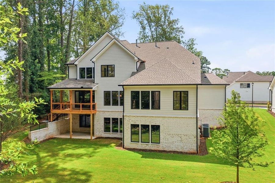 Exterior details and patio area of a home in , Atlanta (Image 28).