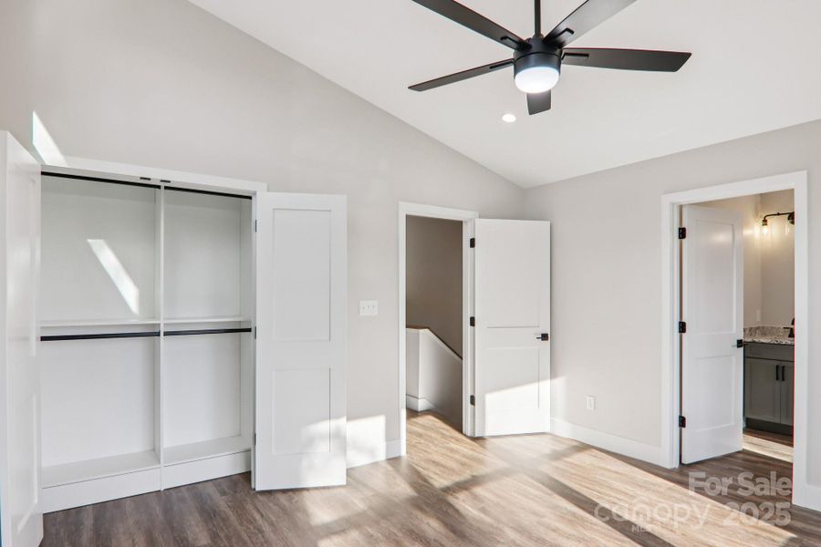 Spacious, unfurnished interior of a new home in , Asheville (Image 11).