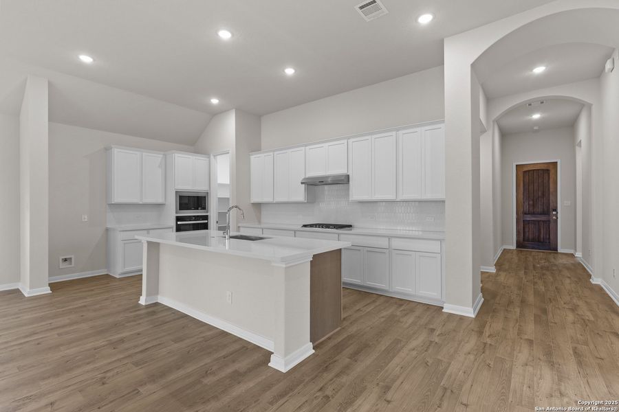 Furnished interior view inside a new home in Foxbrook, Cibolo (Image 7). Furnished interior view inside a new home in Foxbrook, Cibolo (Image 7).