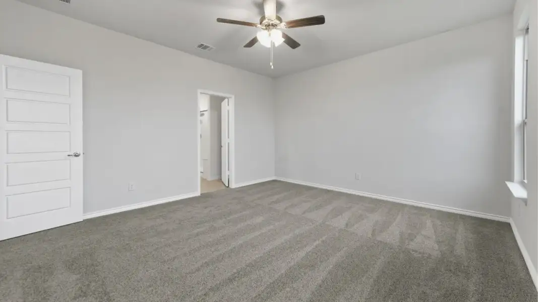 Spacious, unfurnished interior of a new home in Elevon, Lavon (Image 21).