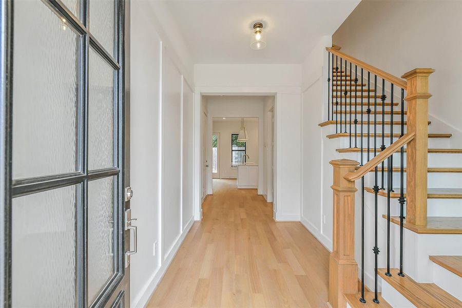 Spacious, unfurnished interior of a new home in Timbergrove Trails, Houston (Image 36). Spacious, unfurnished interior of a new home in Timbergrove Trails, Houston (Image 36).