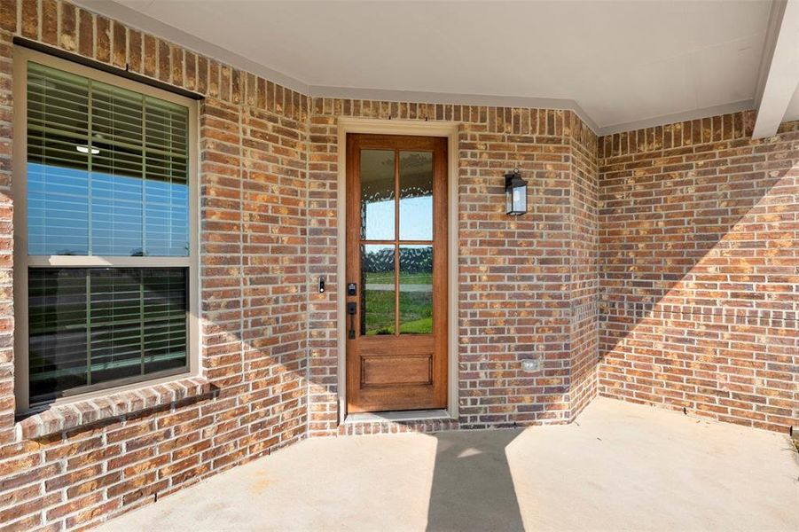 Exterior details and patio area of a home in , Italy (Image 3).
