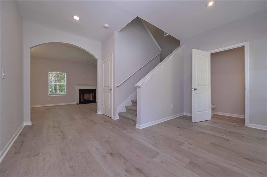Spacious, unfurnished interior of a new home in , Villa Rica (Image 14).
