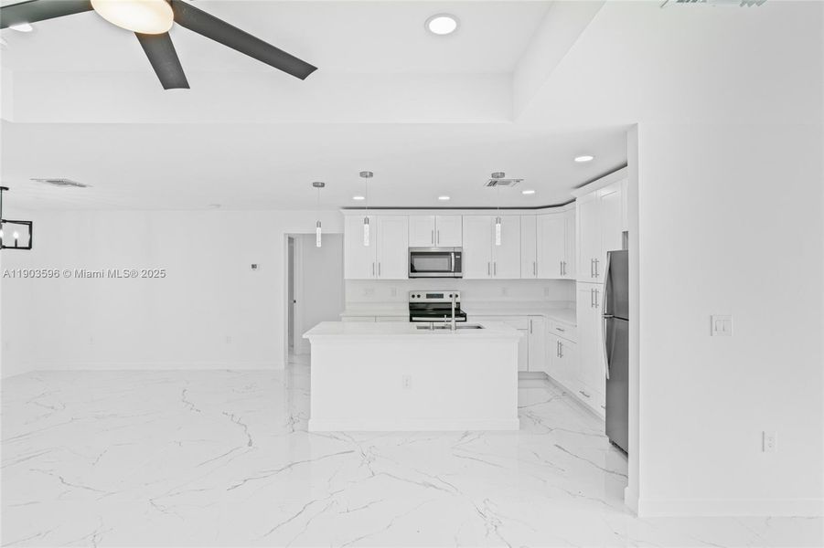 Spacious, unfurnished interior of a new home in , Lehigh Acres (Image 40).