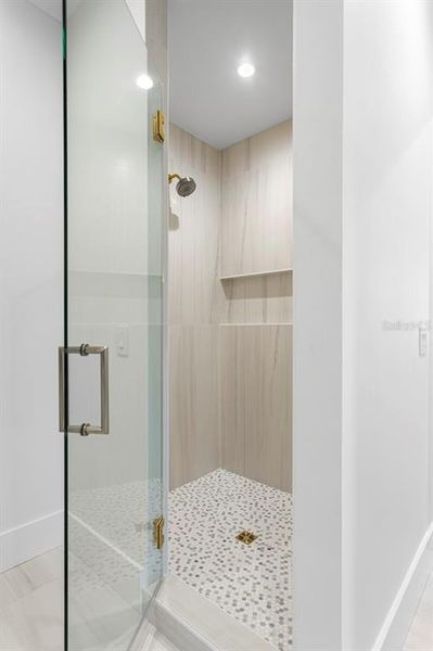 Image 52 of a home in .